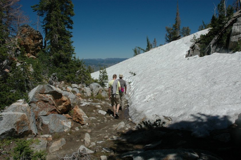 Sawtooth Lake